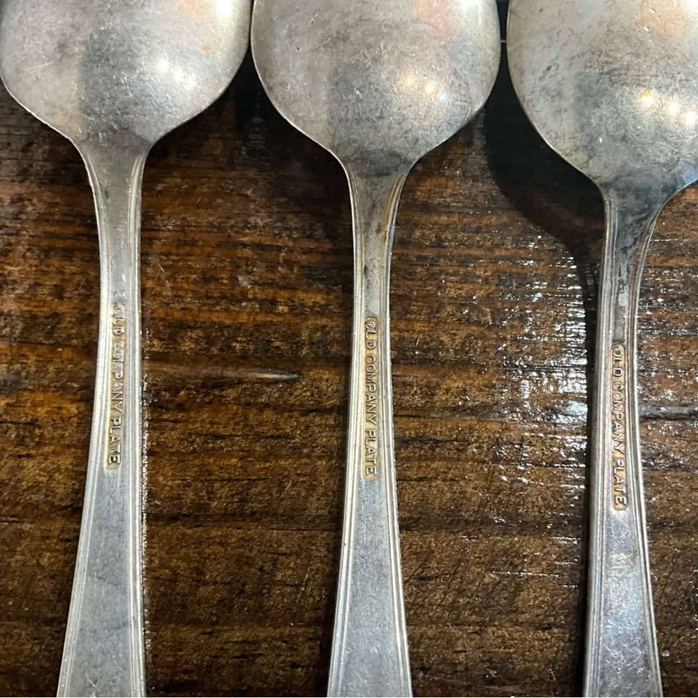 Vintage Lot of 5 Old Company Plate Spoons 3 Tablespoons 2 Teaspoons